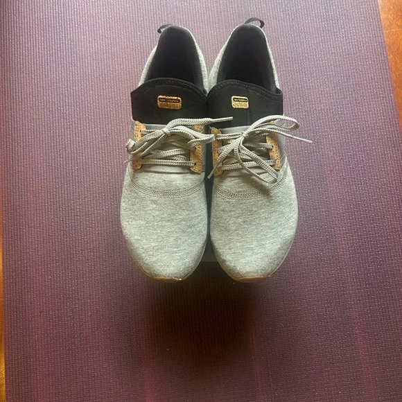 New Balance Women’s Dynasoft Nergize V3 Sneakers - Picture 6 of 15